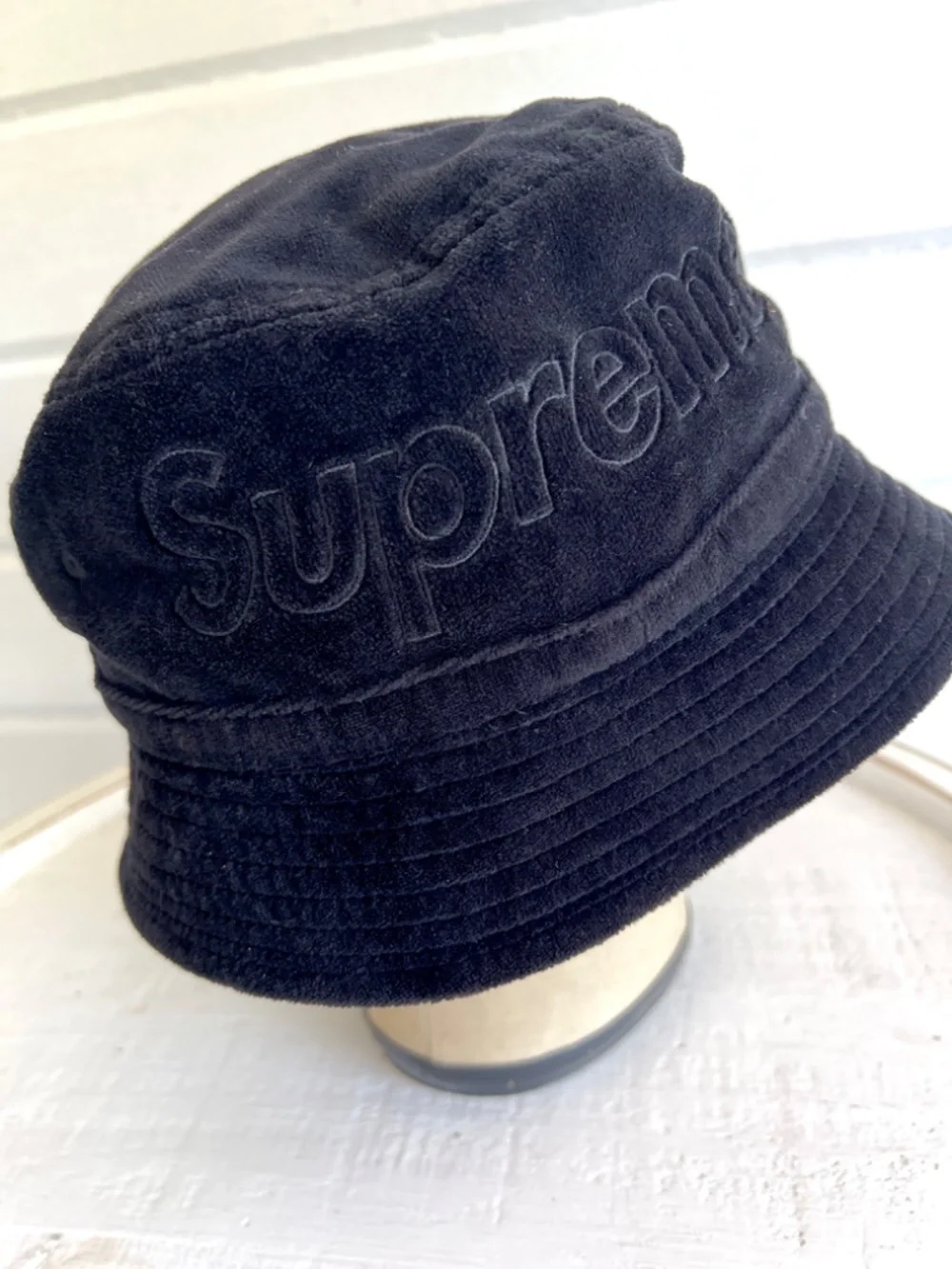 SUPREME x LaCOSTE LIVE! Black Velour Crusher  Bucket Hat - L